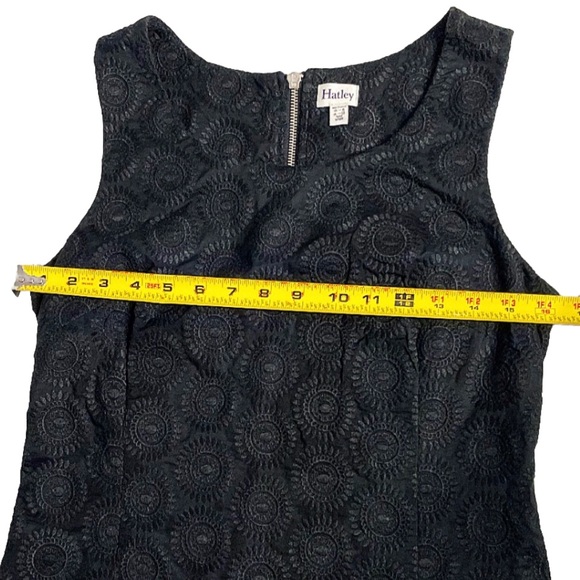 Hatley Textured Shift Mini Dress Women’s 8 Black Sleeveless Zip Back 100% Cotton - Picture 8 of 10